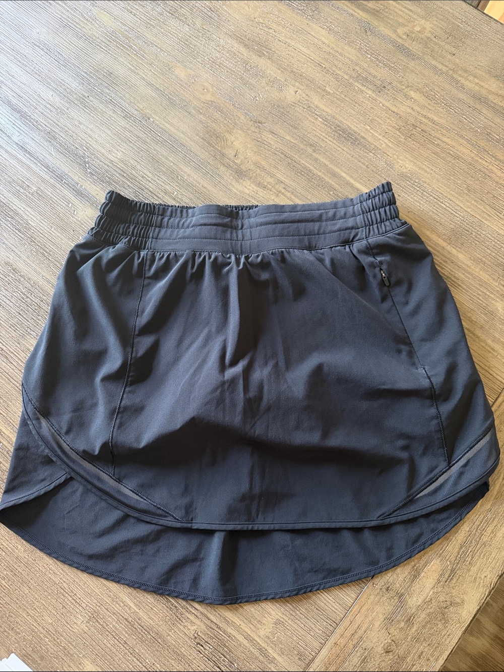 Women’s Black Active Skort with Elastic Waist